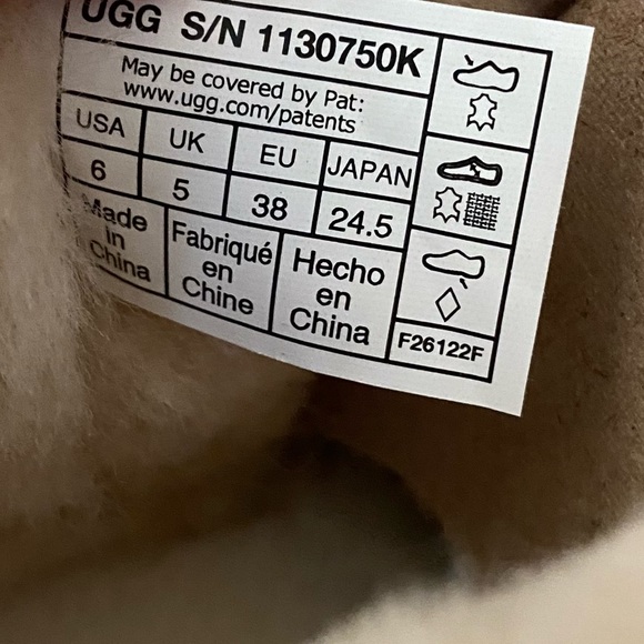 UGG Classic Ultra Mini Boots Chestnut Kid’s 6 (Will Fit a Women’s 8) - Picture 13 of 15